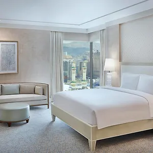 هيلتون للمؤتمرات فندق